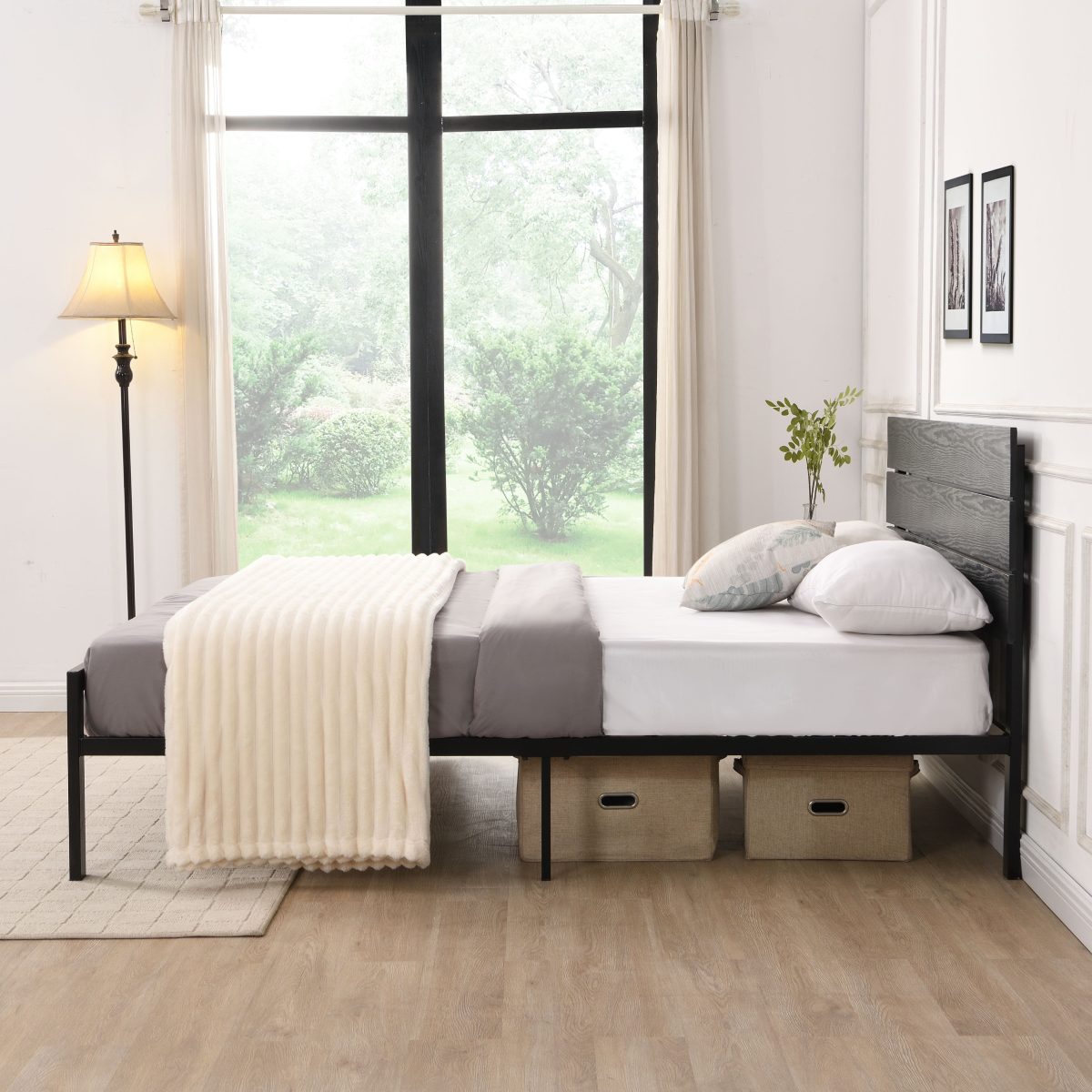Minimalist Metal Bed Frame – Durable Industrial Design T-2205